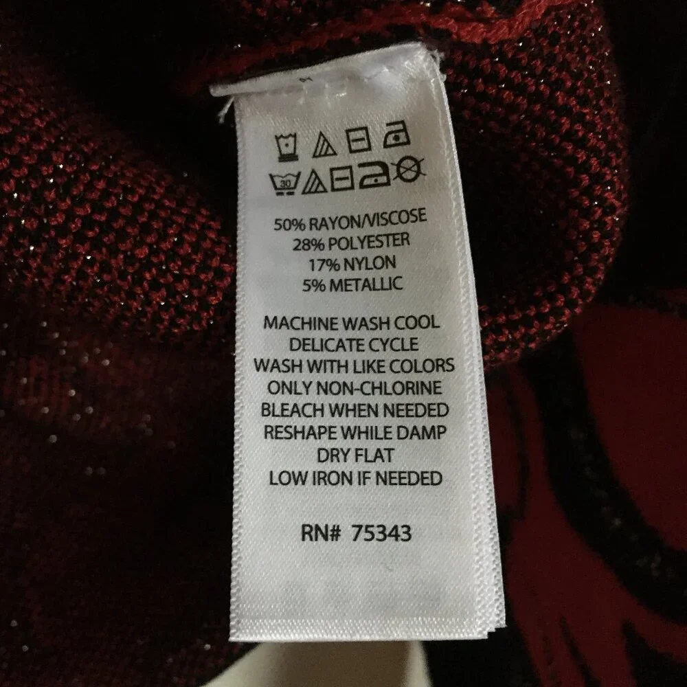 Tahari Red & Black Floral Rayon Blend Mockneck Sweater Medium - Picture 13 of 13